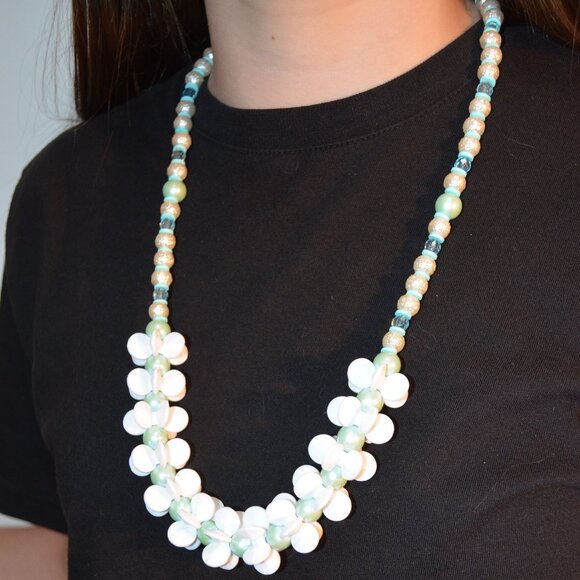 Necklace White & Blue Beads Acrylic Glass Plastic Rubber HomeMade Stretchy 12.5 - Picture 3 of 10